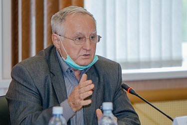 Рассмотрение Устава области включено в повестку заседания ЗС